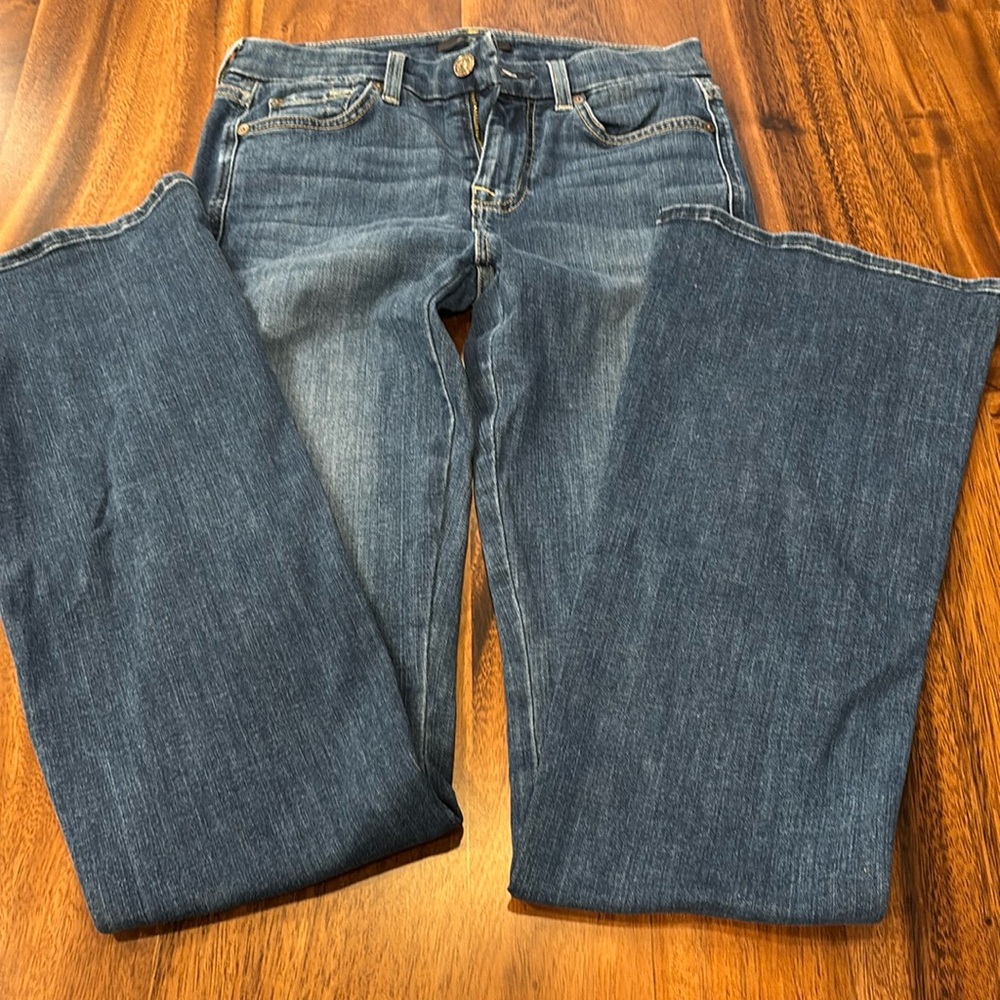 Boot cut jeans